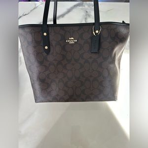 Coach Tote